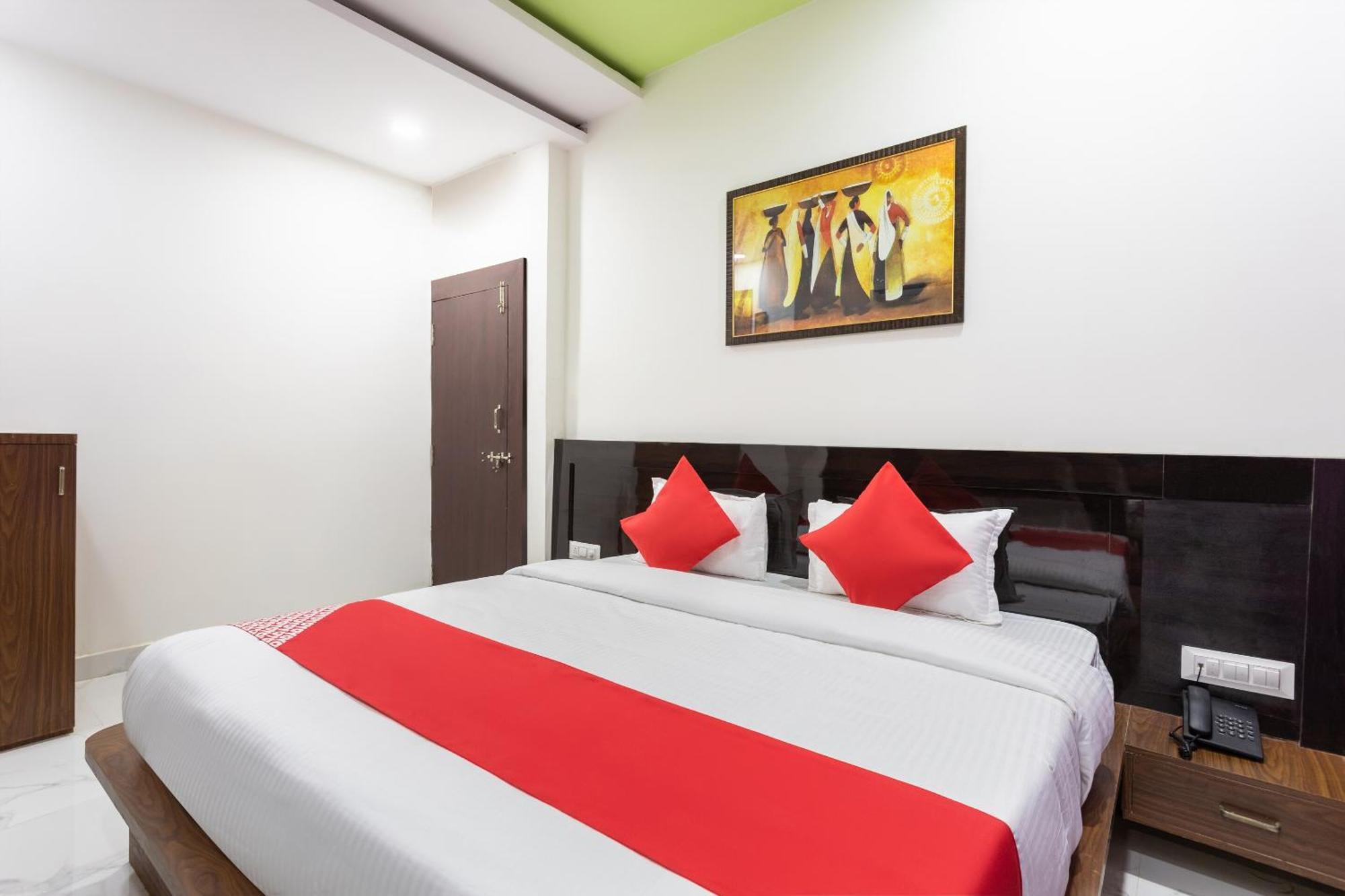 Hotel O Savitri Regency Бопал Екстериор снимка
