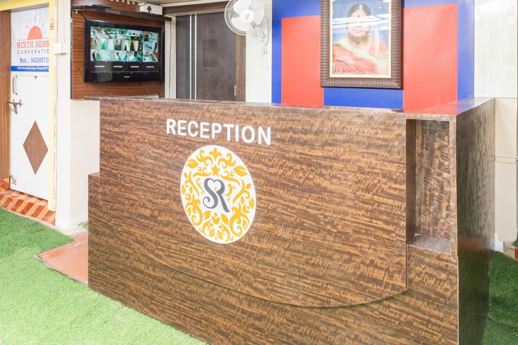 Hotel O Savitri Regency Бопал Екстериор снимка